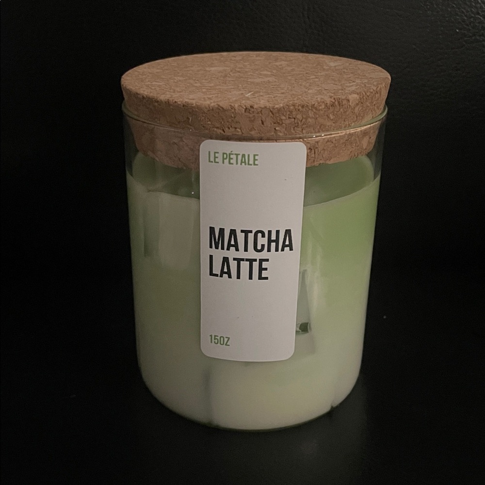 LE PÉTALE Matcha Latte Candle 15 oz - Picture 5 of 6